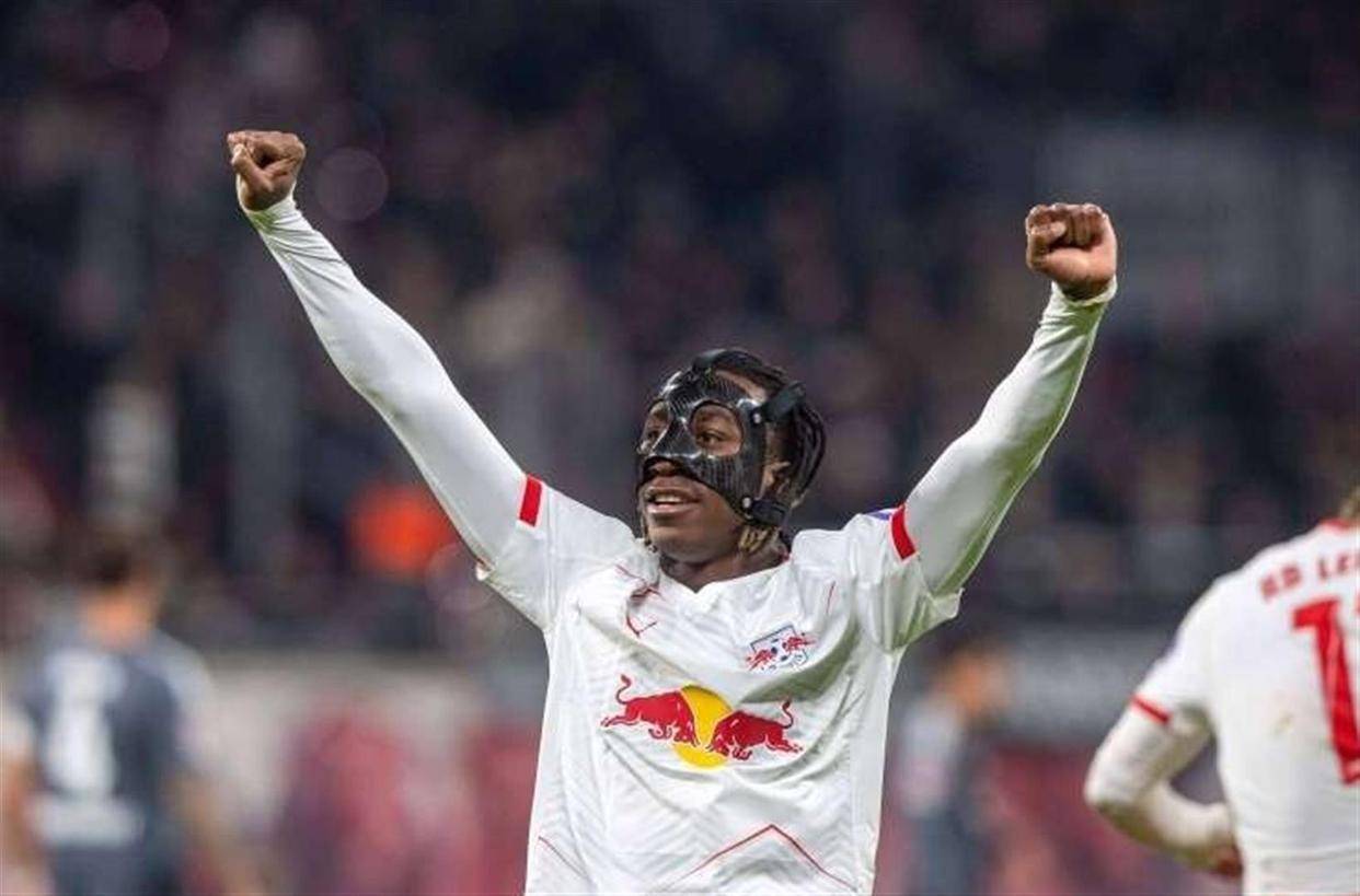 关于冲刺阶段本菲卡调整名单以备国王杯莱比锡主帅复盘备战德甲，网友：利物浦远射贴柱的信息